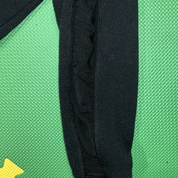 Mossimo Supply Co. Black Long Sleeve Top with Mesh Stripe on both Sleeves - Picture 4 of 6